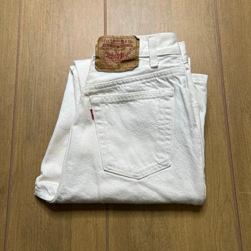 Levi's White Straight Leg Women Jeans